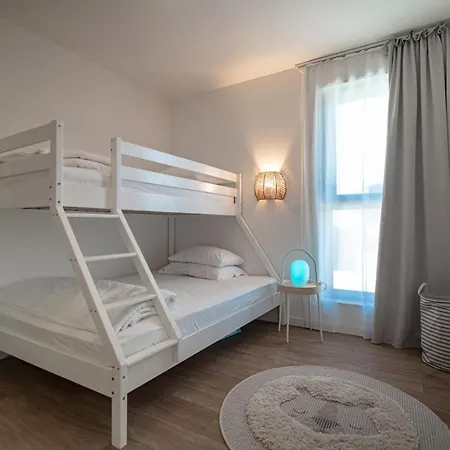 فيلة Courtside Luxury Dalmatia Dobropoljana