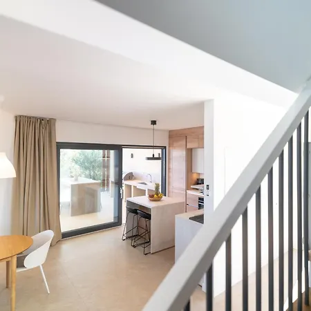 Courtside Luxury Dalmatia *