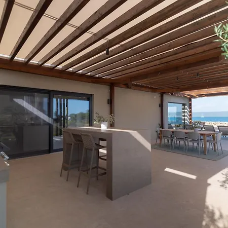 Courtside Luxury Dalmatia Dobropoljana