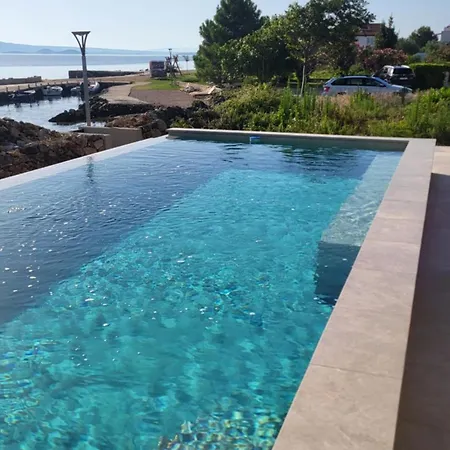 Courtside Luxury Dalmatia *