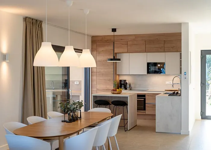 Courtside Luxury Dalmatia Dobropoljana