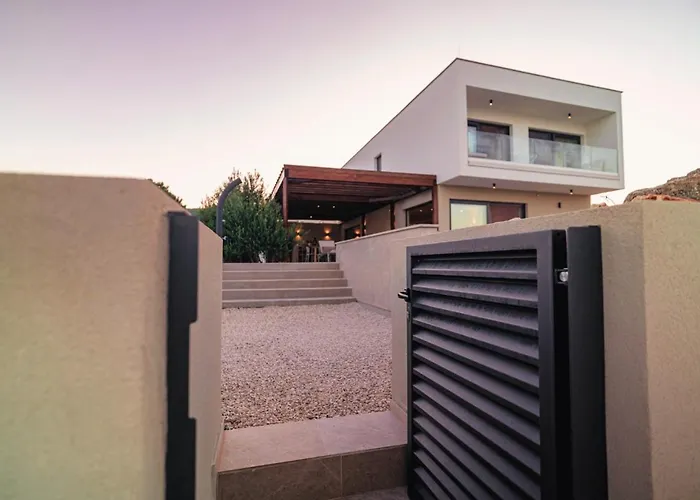 Courtside Luxury Dalmatia * Dobropoljana