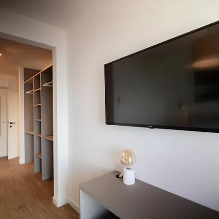 Courtside Luxury Dalmatia * Dobropoljana