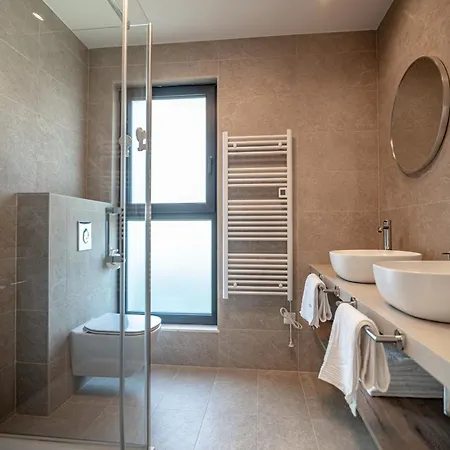 Courtside Luxury Dalmatia Villa Dobropoljana