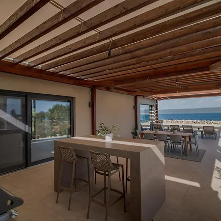 Courtside Luxury Dalmatia Dobropoljana