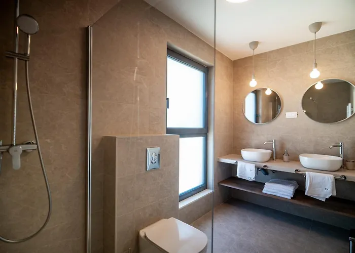 Courtside Luxury Dalmatia Vila