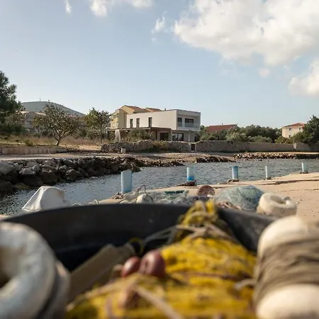 Courtside Luxury Dalmatia Villa *