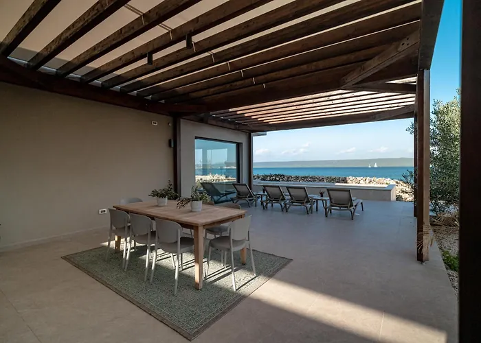 Courtside Luxury Dalmatia *