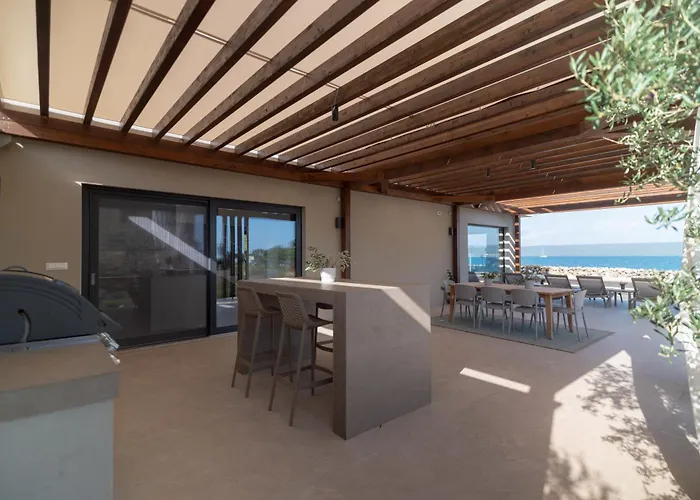 Courtside Luxury Dalmatia Dobropoljana